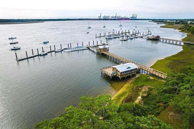 200 River Landing Drive D202, Daniel Island, SC 29492