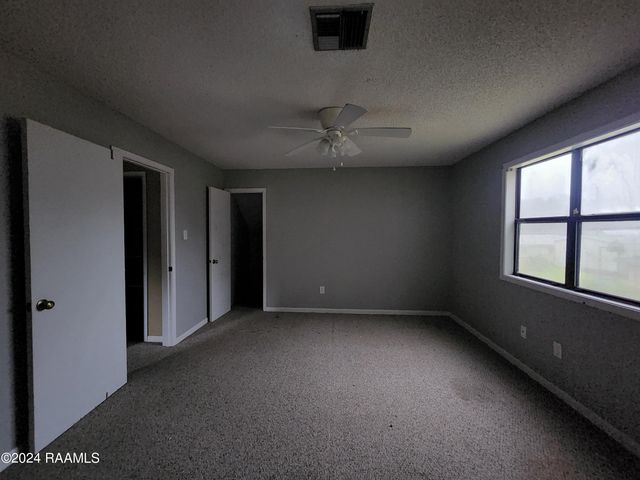 100 Kerry Street, Baldwin, LA 70514
