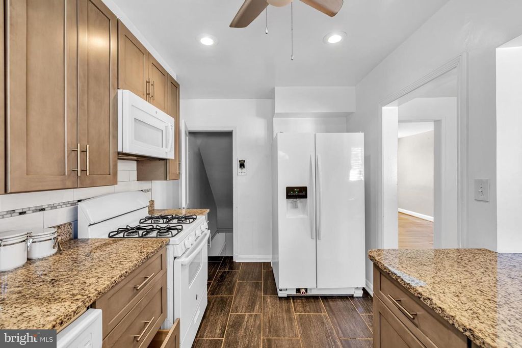 Image 10 of property listing at 1506 N FOREST PARK AVE, Baltimore, MD 21207