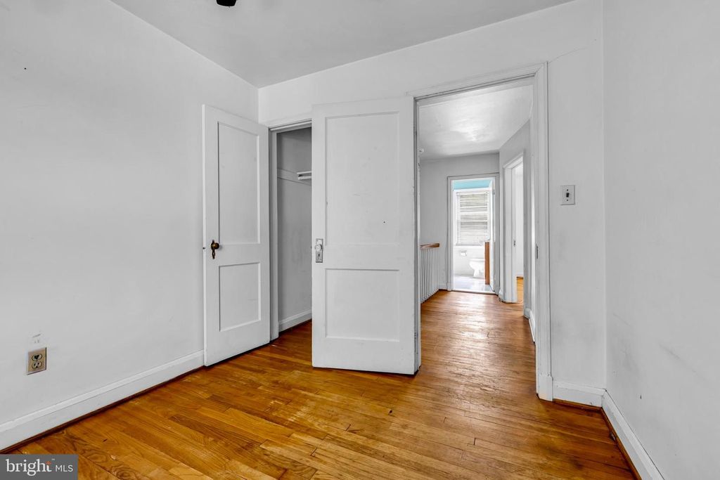 Image 20 of property listing at 1506 N FOREST PARK AVE, Baltimore, MD 21207