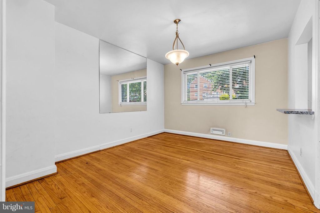 Image 6 of property listing at 1506 N FOREST PARK AVE, Baltimore, MD 21207