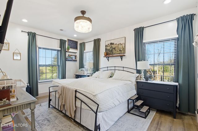 5216 Three Bars Lane, Seymour, TN 37865