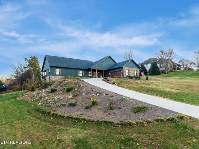 5216 Three Bars Lane, Seymour, TN 37865