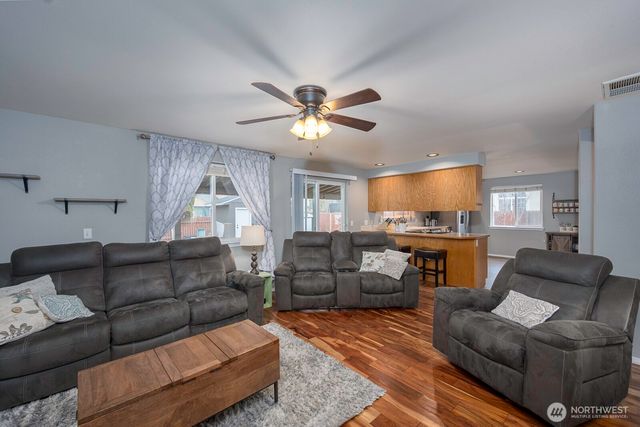 9488 Naples Street SE, Moses Lake, WA 98837