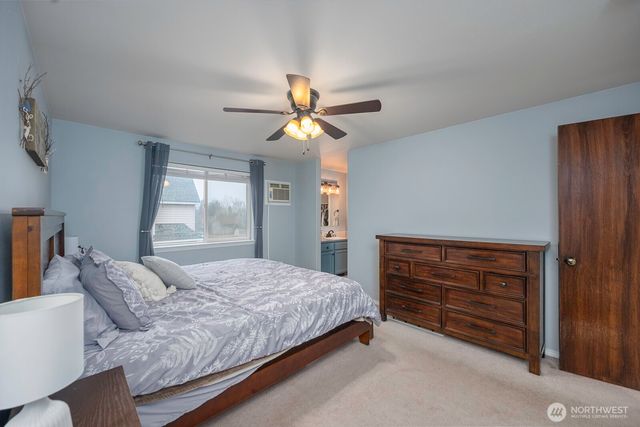 9488 Naples Street SE, Moses Lake, WA 98837