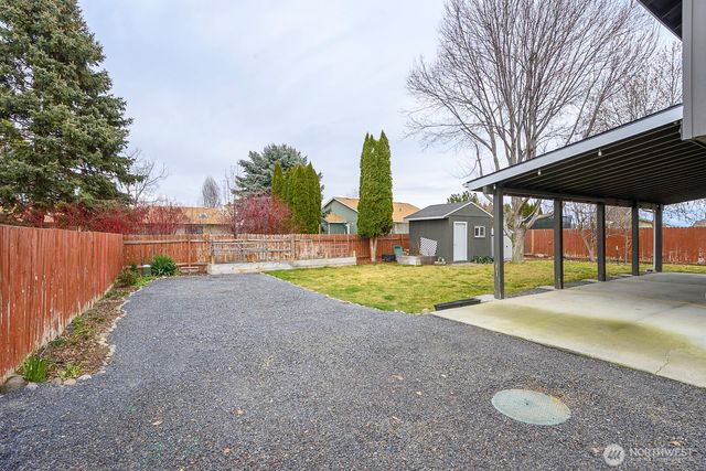 9488 Naples Street SE, Moses Lake, WA 98837