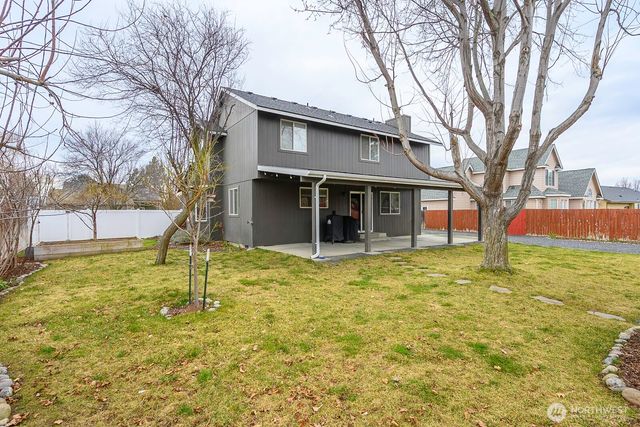 9488 Naples Street SE, Moses Lake, WA 98837