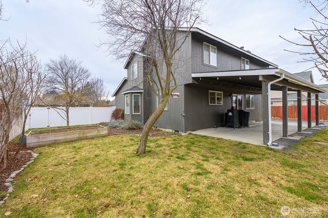 9488 Naples Street SE, Moses Lake, WA 98837