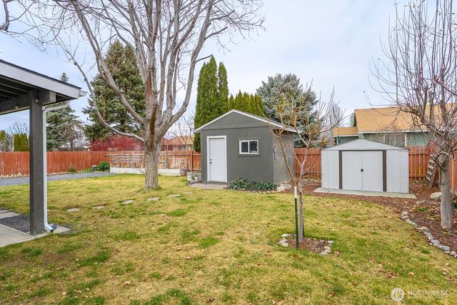 9488 Naples Street SE, Moses Lake, WA 98837