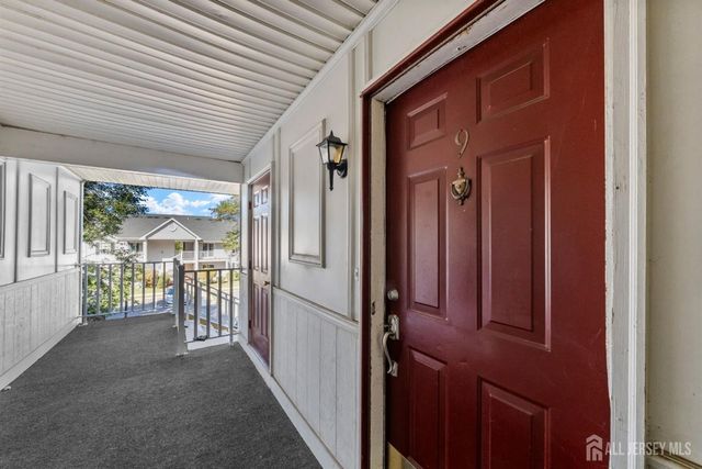 9 Ruby Court, Franklin Twsp, NJ 08823