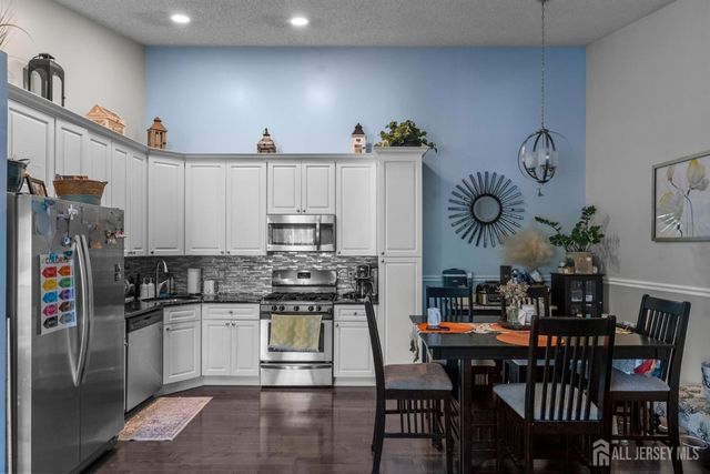 9 Ruby Court, Franklin Twsp, NJ 08823