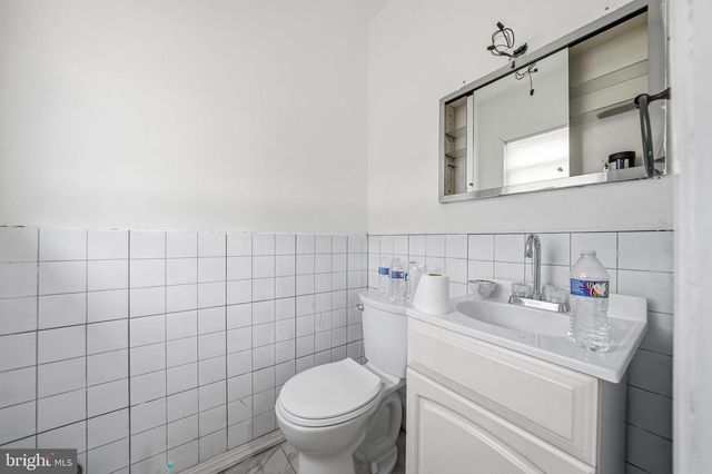 1446 LAVENDER RD, Bensalem, PA 19020