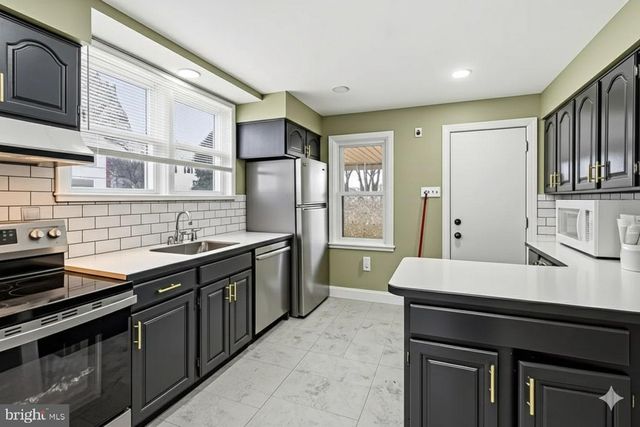 1446 LAVENDER RD, Bensalem, PA 19020