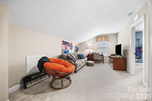8477 Whitworth Avenue, Harrisburg, NC 28075