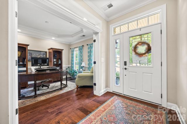 8477 Whitworth Avenue, Harrisburg, NC 28075