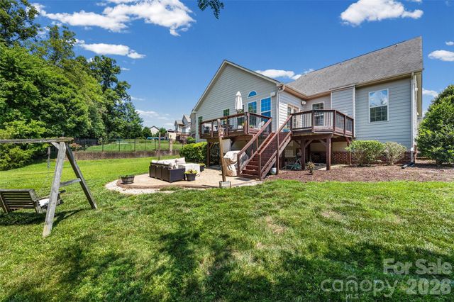 8477 Whitworth Avenue, Harrisburg, NC 28075