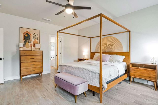 3042 Mountain Laurel Tr, Cantonment, FL 32533