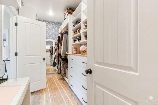 3042 Mountain Laurel Tr, Cantonment, FL 32533