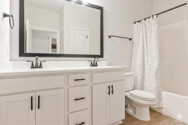 3042 Mountain Laurel Tr, Cantonment, FL 32533