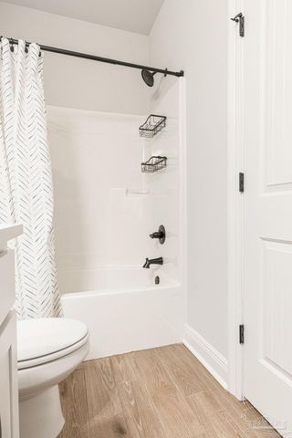 3042 Mountain Laurel Tr, Cantonment, FL 32533