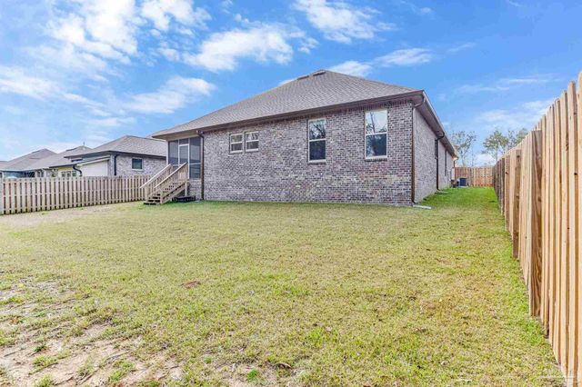 3042 Mountain Laurel Tr, Cantonment, FL 32533