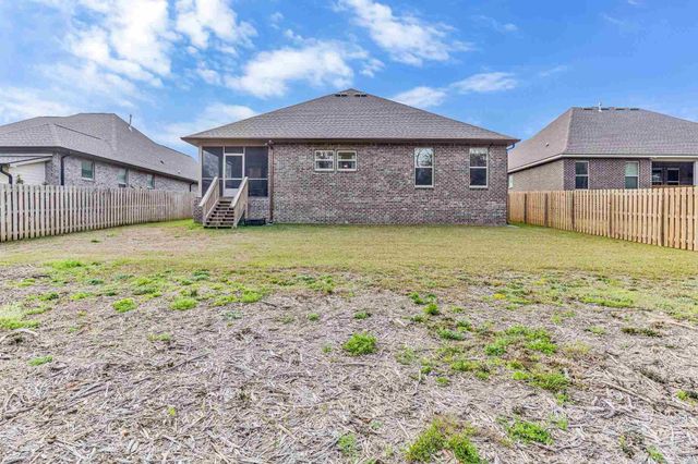 3042 Mountain Laurel Tr, Cantonment, FL 32533