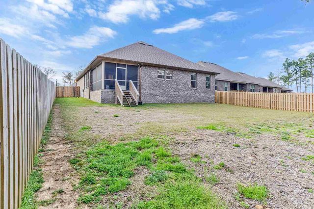 3042 Mountain Laurel Tr, Cantonment, FL 32533