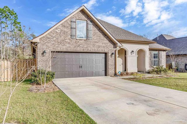 3042 Mountain Laurel Tr, Cantonment, FL 32533