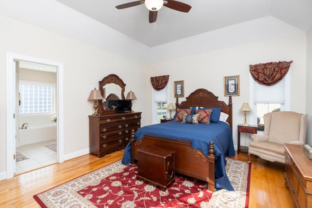 317 PETROS DR, Waynesboro, VA 22980