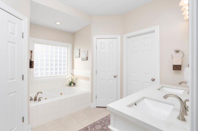 317 PETROS DR, Waynesboro, VA 22980