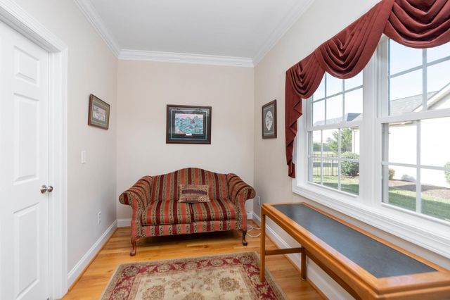 317 PETROS DR, Waynesboro, VA 22980