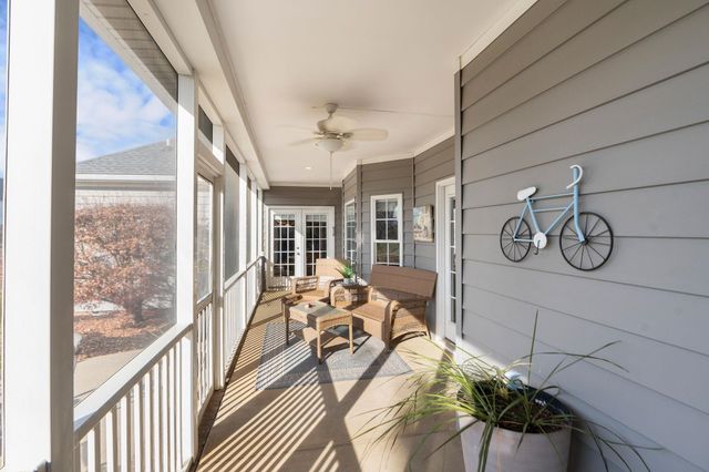 317 PETROS DR, Waynesboro, VA 22980