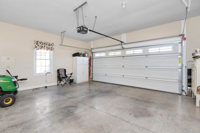 317 PETROS DR, Waynesboro, VA 22980