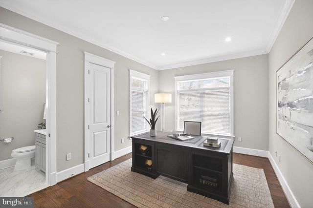 6506 CHESTERFIELD AVE, Mclean, VA 22101