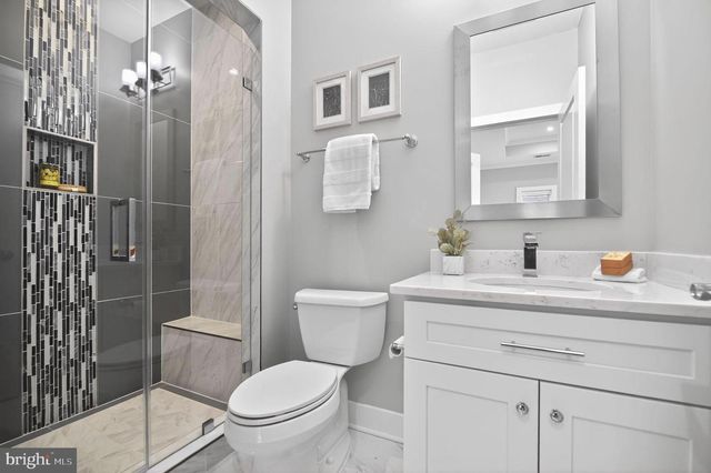 6506 CHESTERFIELD AVE, Mclean, VA 22101