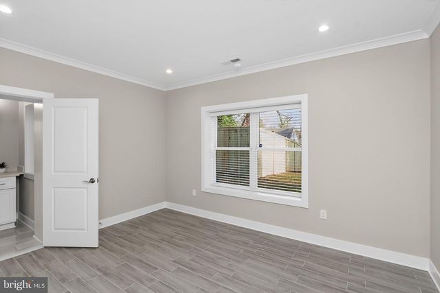 6506 CHESTERFIELD AVE, Mclean, VA 22101