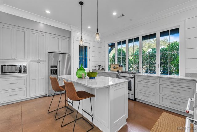 60 Castaway Cove Lane, Eclectic, AL 36024