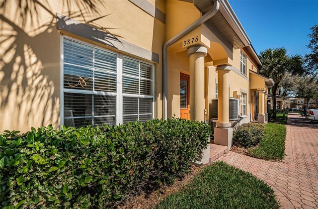 3876 ISLAND WAY, St Petersburg, FL 33705