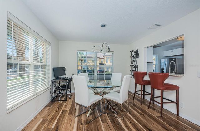 3876 ISLAND WAY, St Petersburg, FL 33705