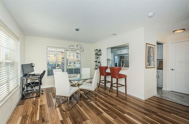 3876 ISLAND WAY, St Petersburg, FL 33705