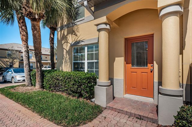 3876 ISLAND WAY, St Petersburg, FL 33705