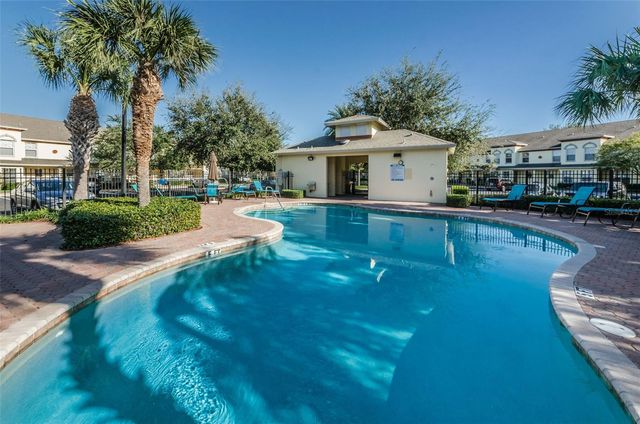 3876 ISLAND WAY, St Petersburg, FL 33705