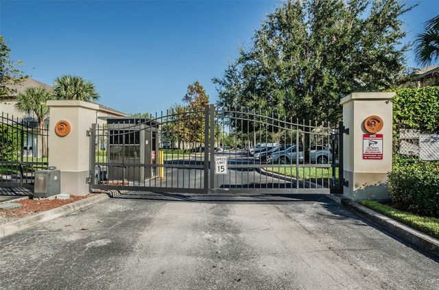 3876 ISLAND WAY, St Petersburg, FL 33705