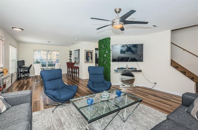 3876 ISLAND WAY, St Petersburg, FL 33705