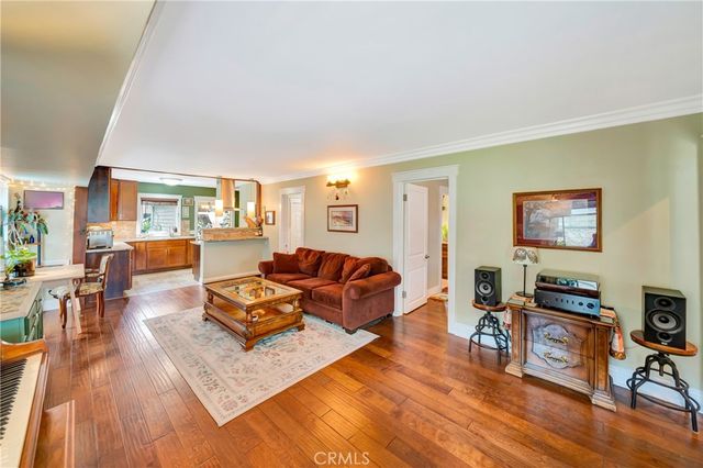720 S Parton, Santa Ana, CA 92701