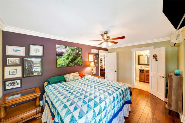 720 S Parton, Santa Ana, CA 92701
