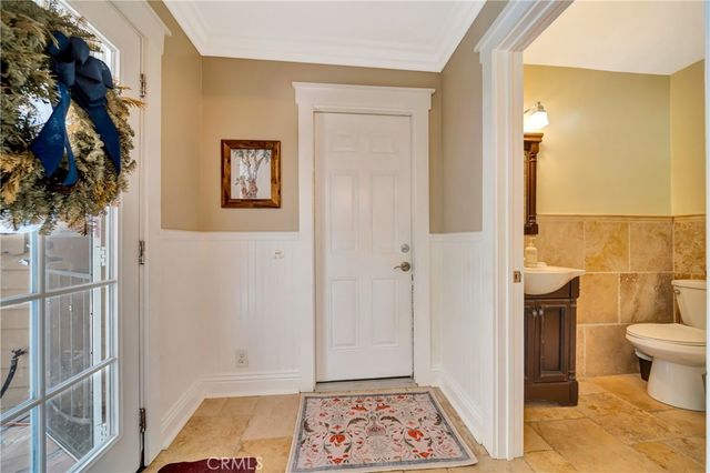 720 S Parton, Santa Ana, CA 92701