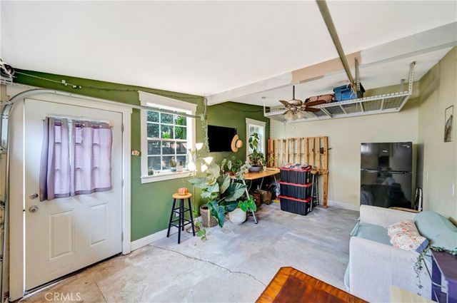 720 S Parton, Santa Ana, CA 92701