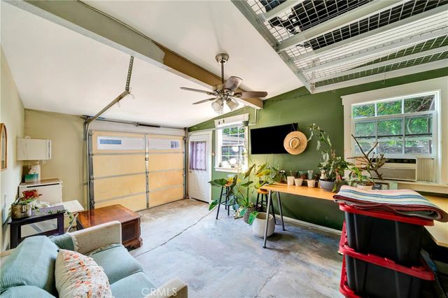720 S Parton, Santa Ana, CA 92701
