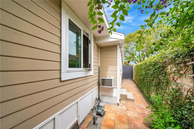 720 S Parton, Santa Ana, CA 92701